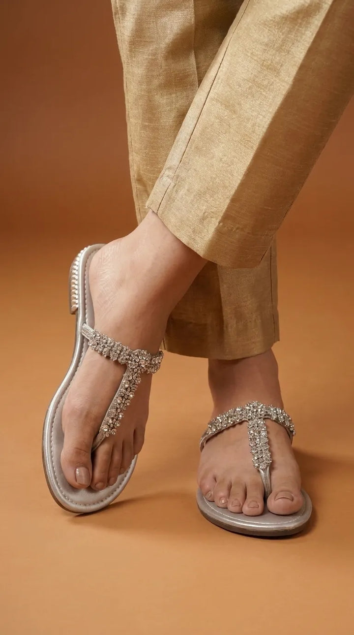 Silver Fancy Chappal For Women FN0866