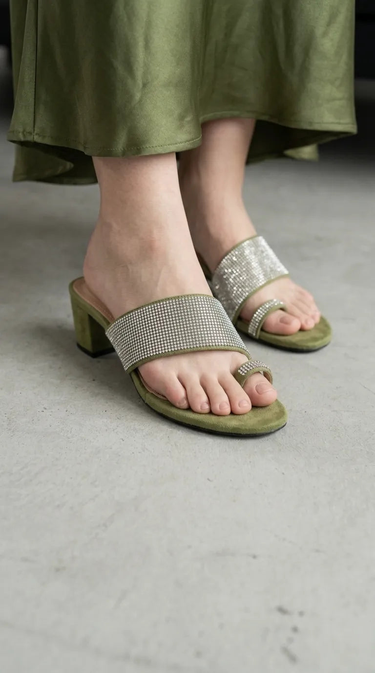 Green Fancy Chappal For Ladies FN0874