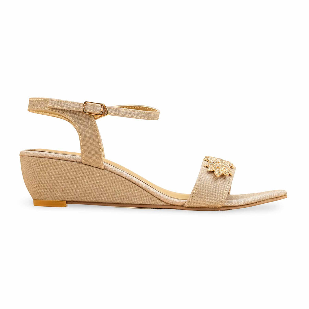 Golden Fancy Sandal For Women FN6132