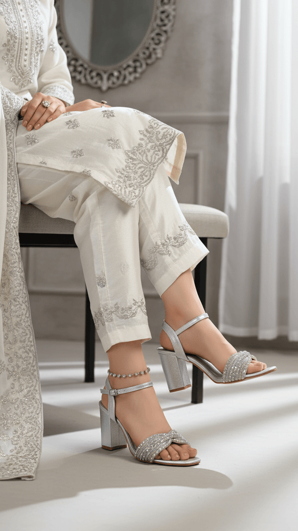 Silver Fancy Sandal For Ladies FN6229