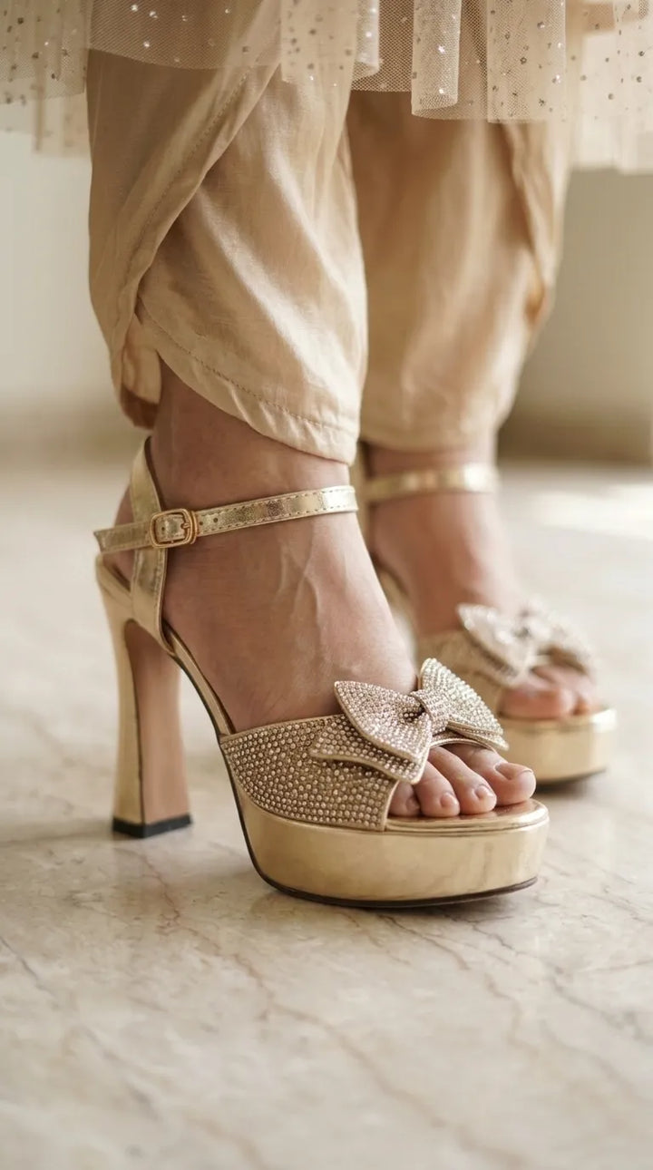 Golden Fancy Sandal For Ladies FN6271