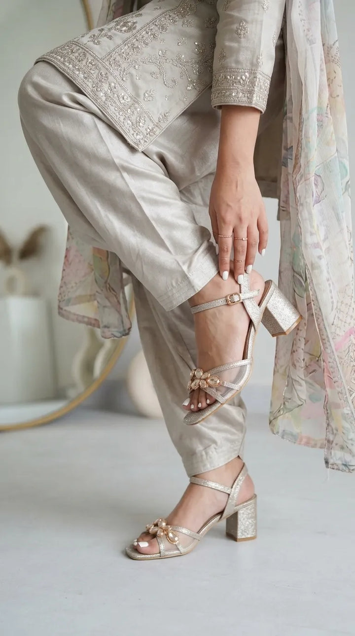 Golden Fancy Sandal For Ladies FN6465