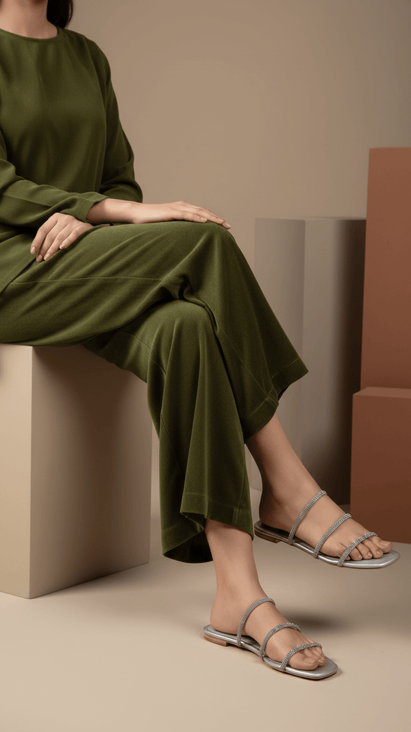 Silver Fancy Slipper FN7897