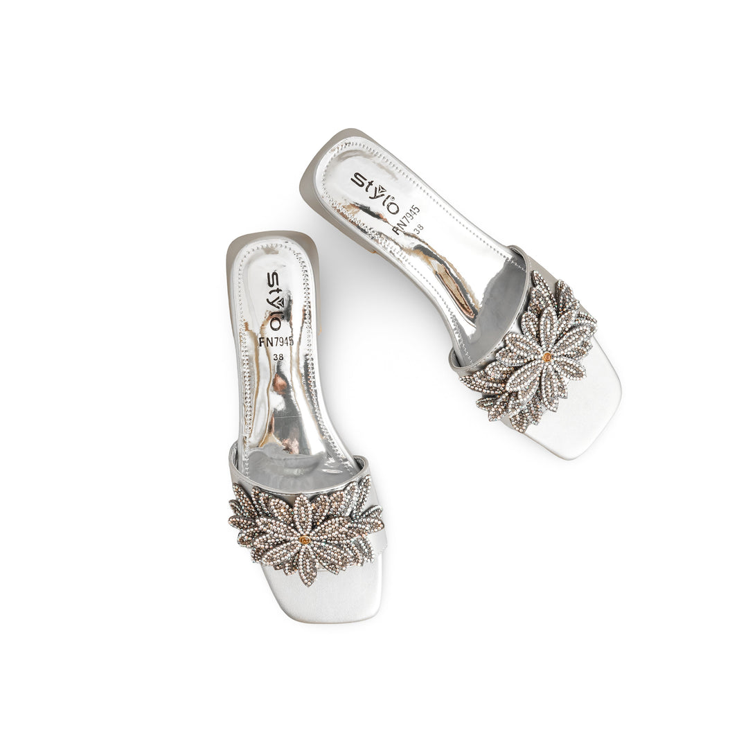 Silver Fancy Slipper FN7945