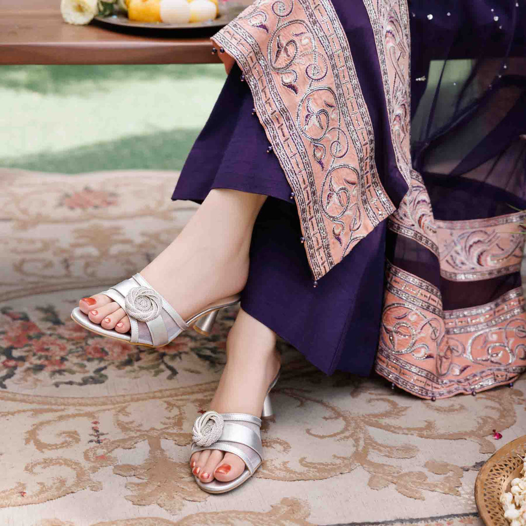 Silver Fancy Slipper FN7966