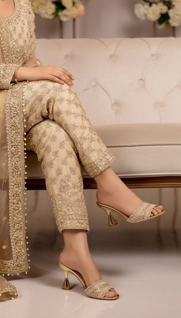 Golden Fancy Slipper For Ladies FN8063