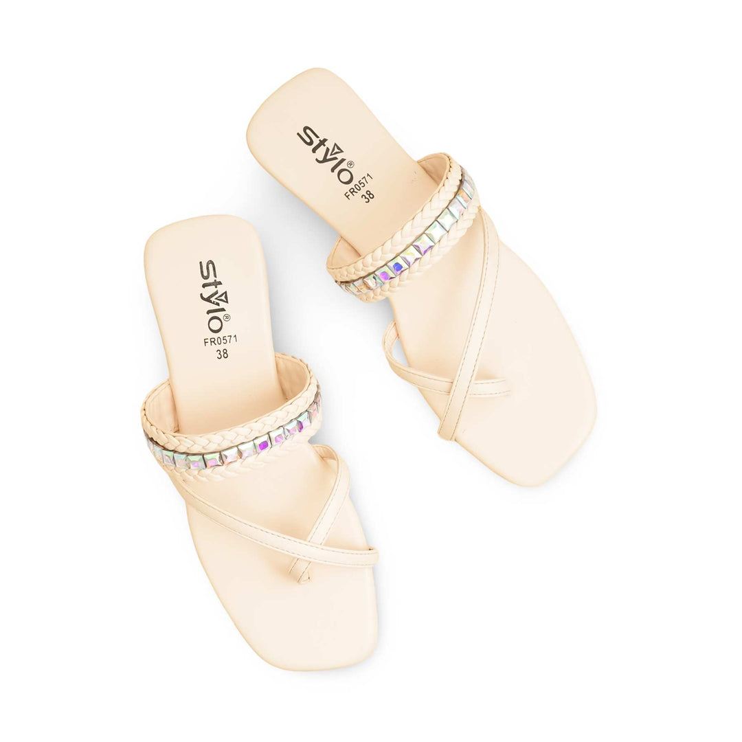 Cream Formal Chappal FR0571