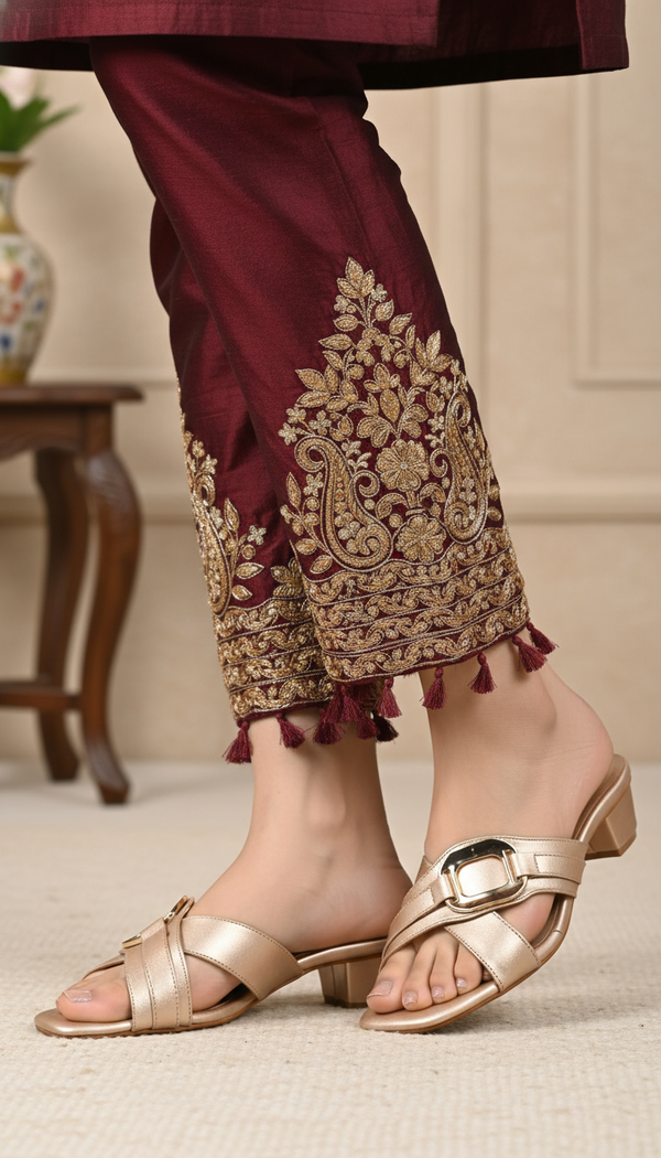 Golden Formal Slipper For Ladies FR8425