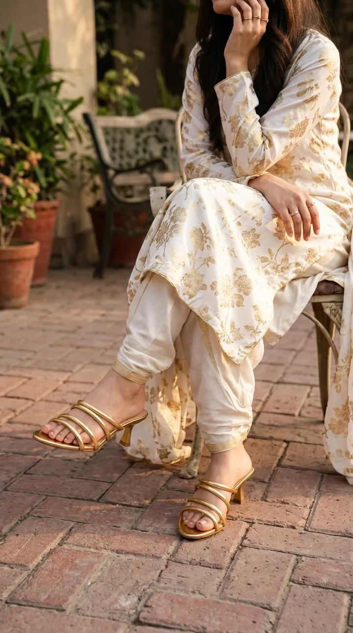 Golden Formal Slipper For Ladies FR8512