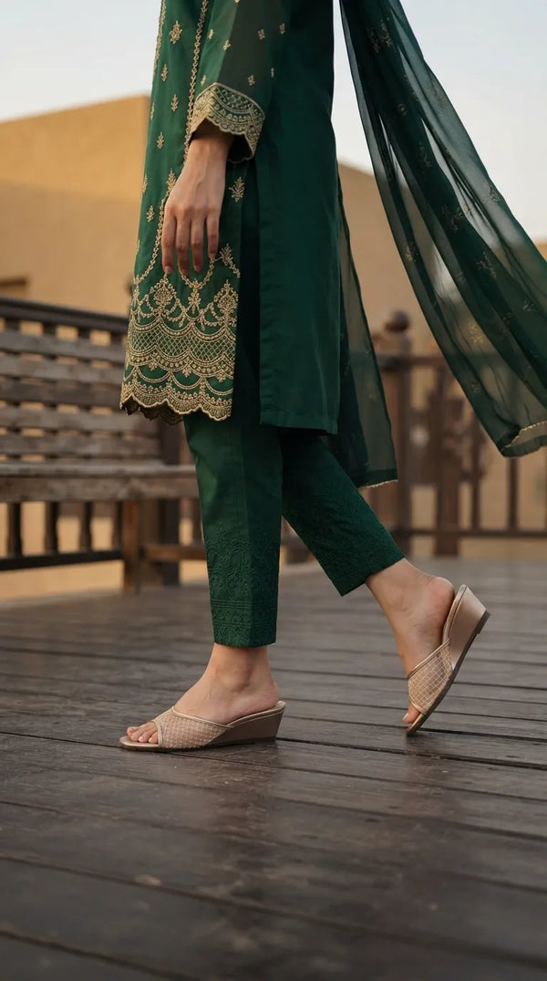 Golden Formal Slipper For Women FR8685
