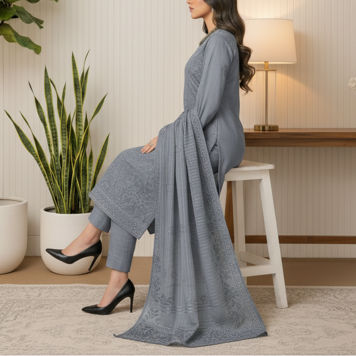 3PC Unstitched Embroidered Suit US5493