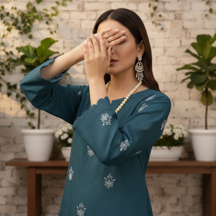 3PC Unstitched Embroidered Suit US5502