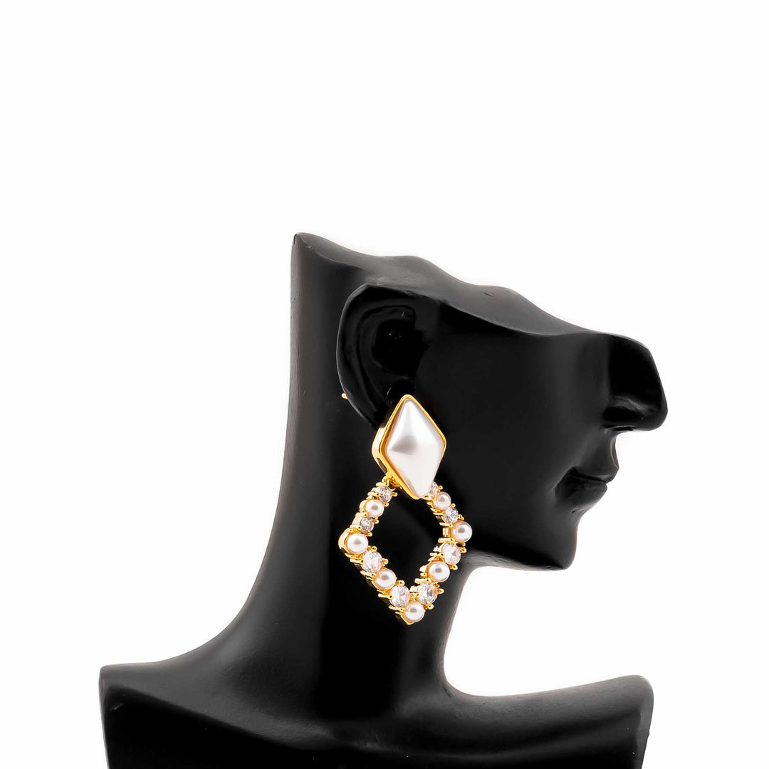 Earrings- J0659715