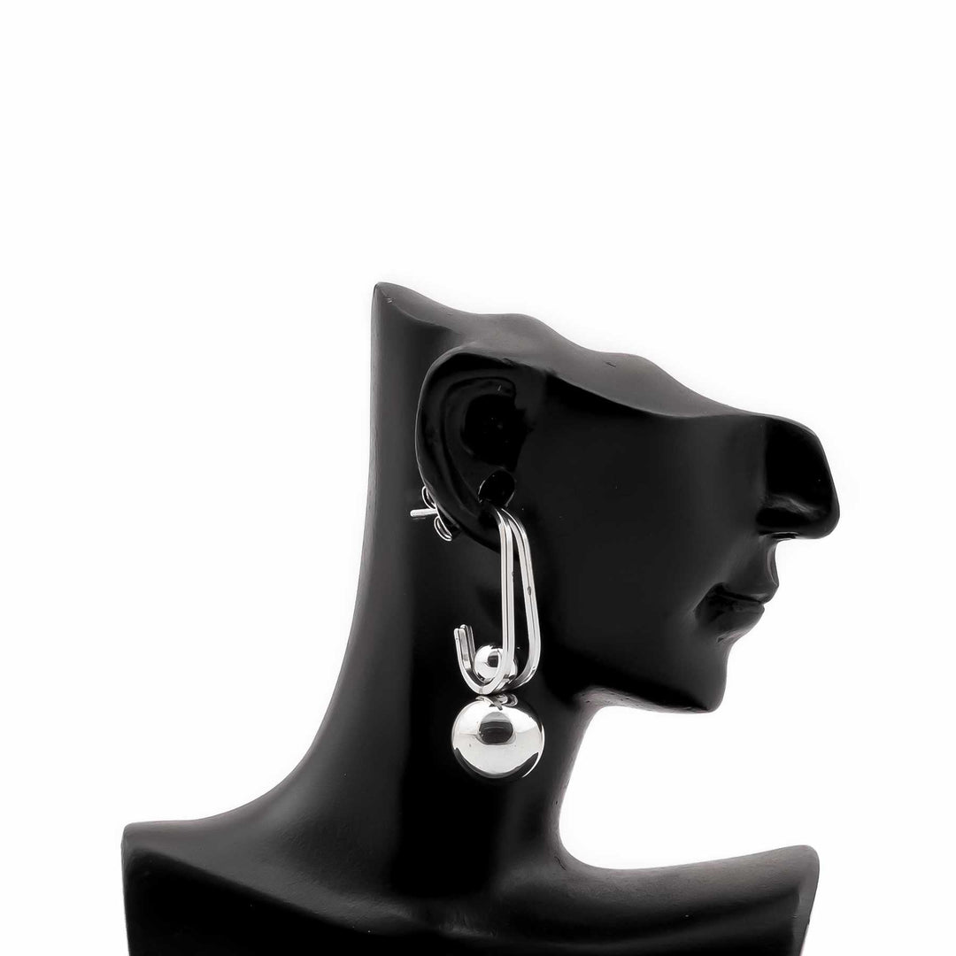 Earrings- J0661716