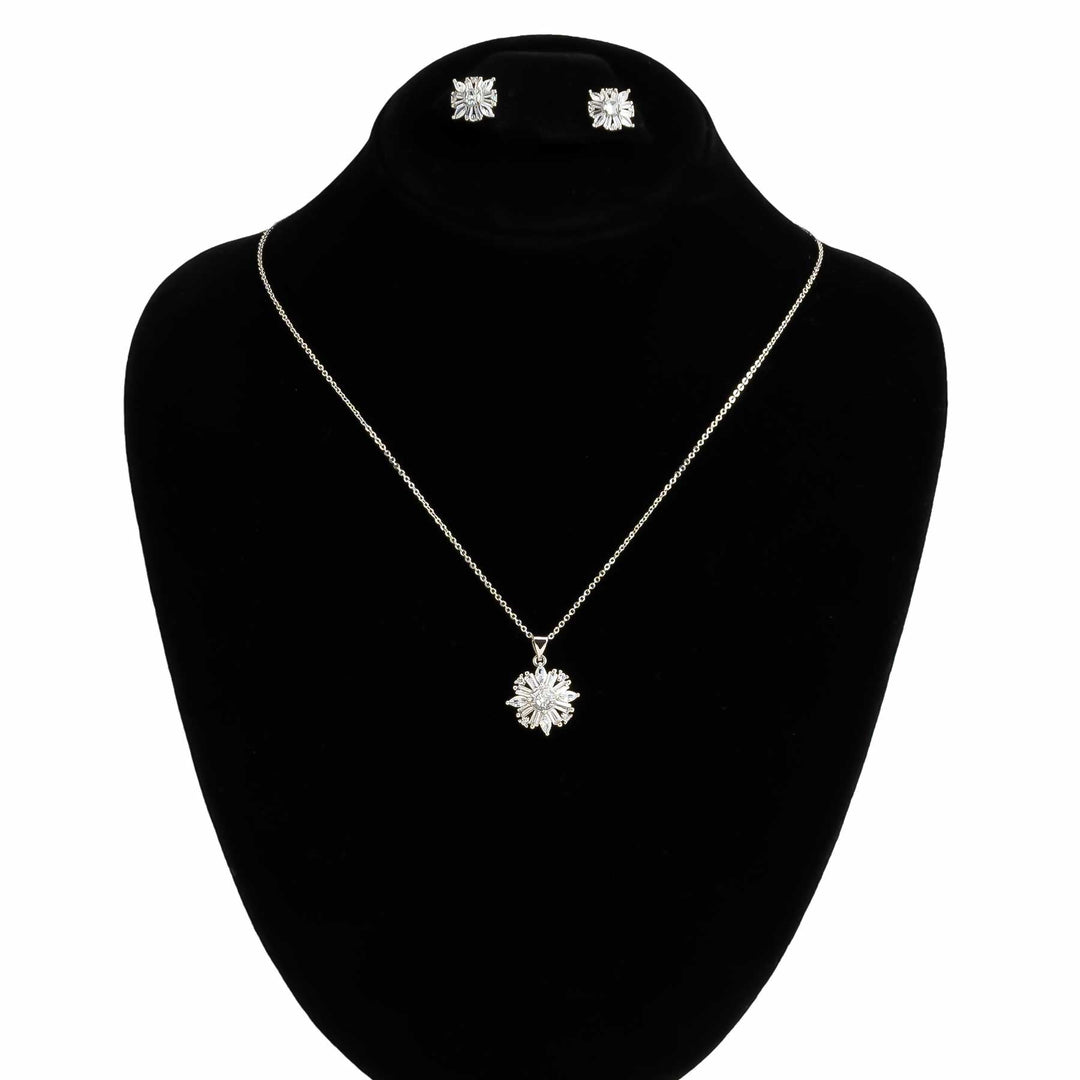 SILVER PENDENT SET J42956