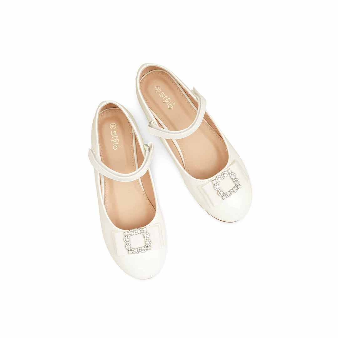 Girls White Casual Jogger KD2463