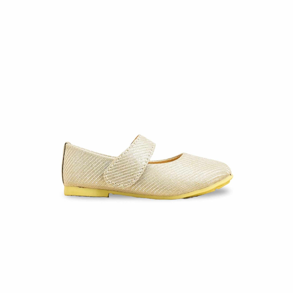 Girls Golden Fancy Pumps KD2472