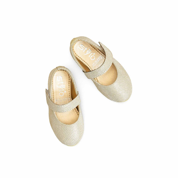 Girls Golden Fancy Pumps KD2472