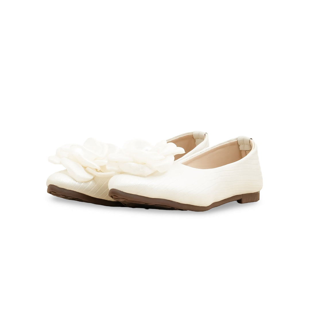 Girls White Formal Pumps KD2474