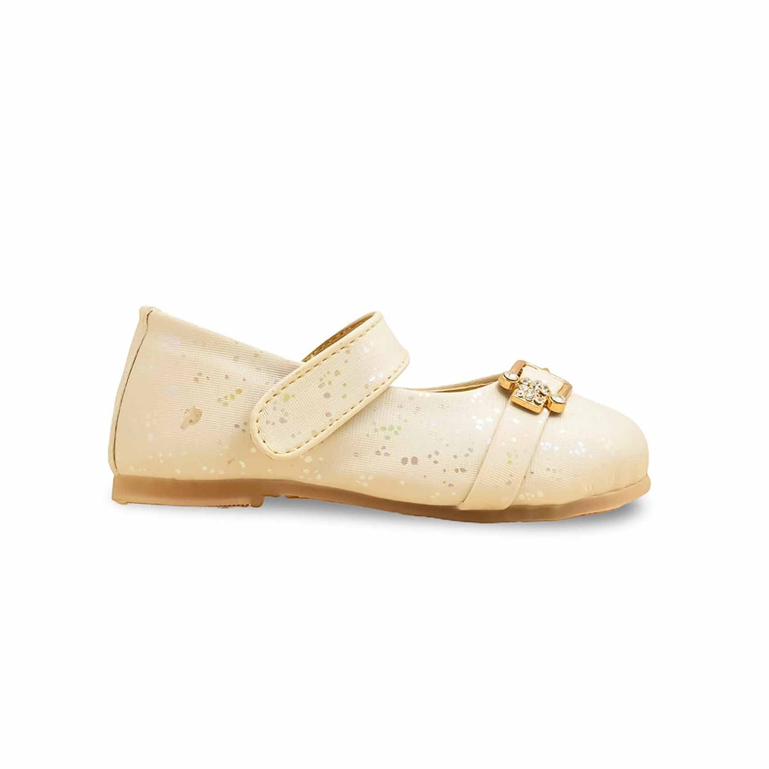 Girls Cream Formal Pumps KD2484