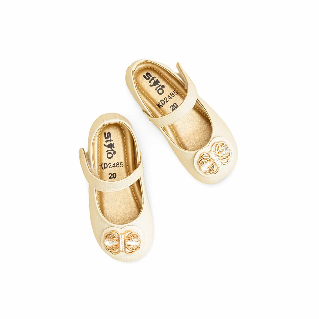 Girls Cream Formal Pumps KD2485