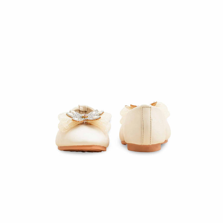 Girls White Formal Pumps KD2577