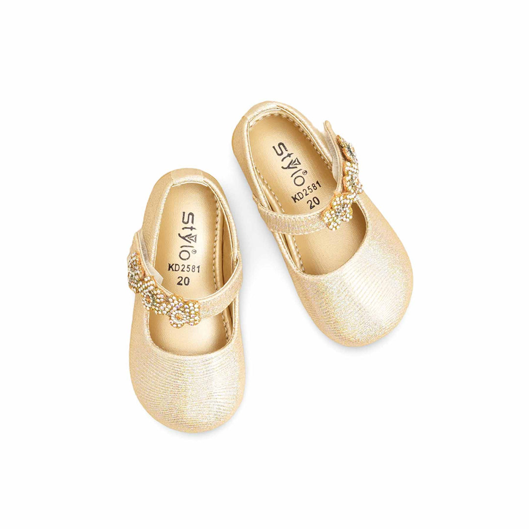 Girls Golden Fancy Pumps KD2581