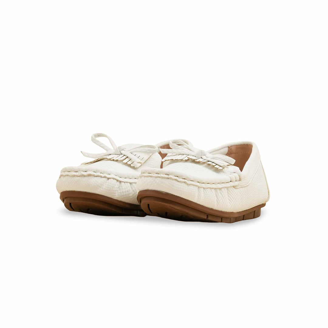 Girls White Casual Moccasin KD2597