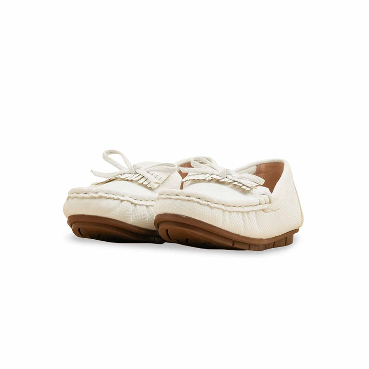 Girls White Casual Moccasin KD2597