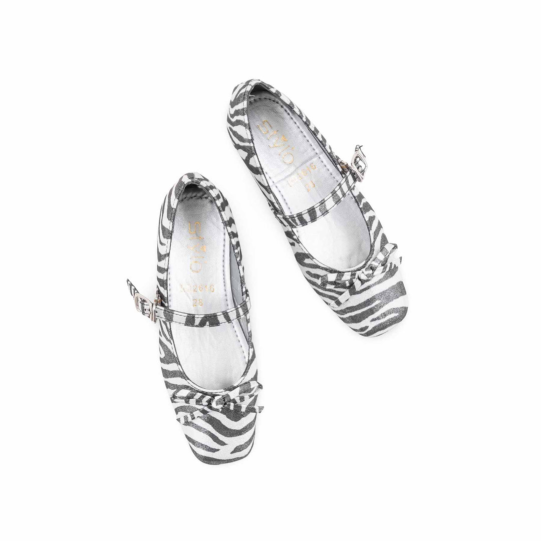 Girls Grey Formal Pumps KD2616