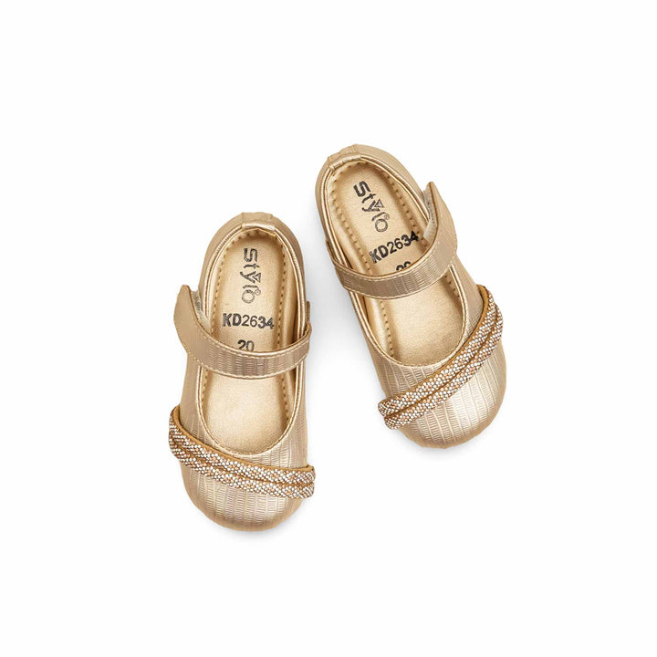 Girls Golden Fancy Pumps KD2634