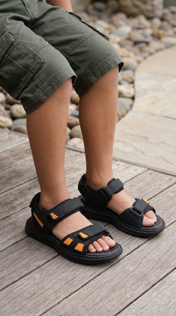 Boys Black Casual Sandal KD2689