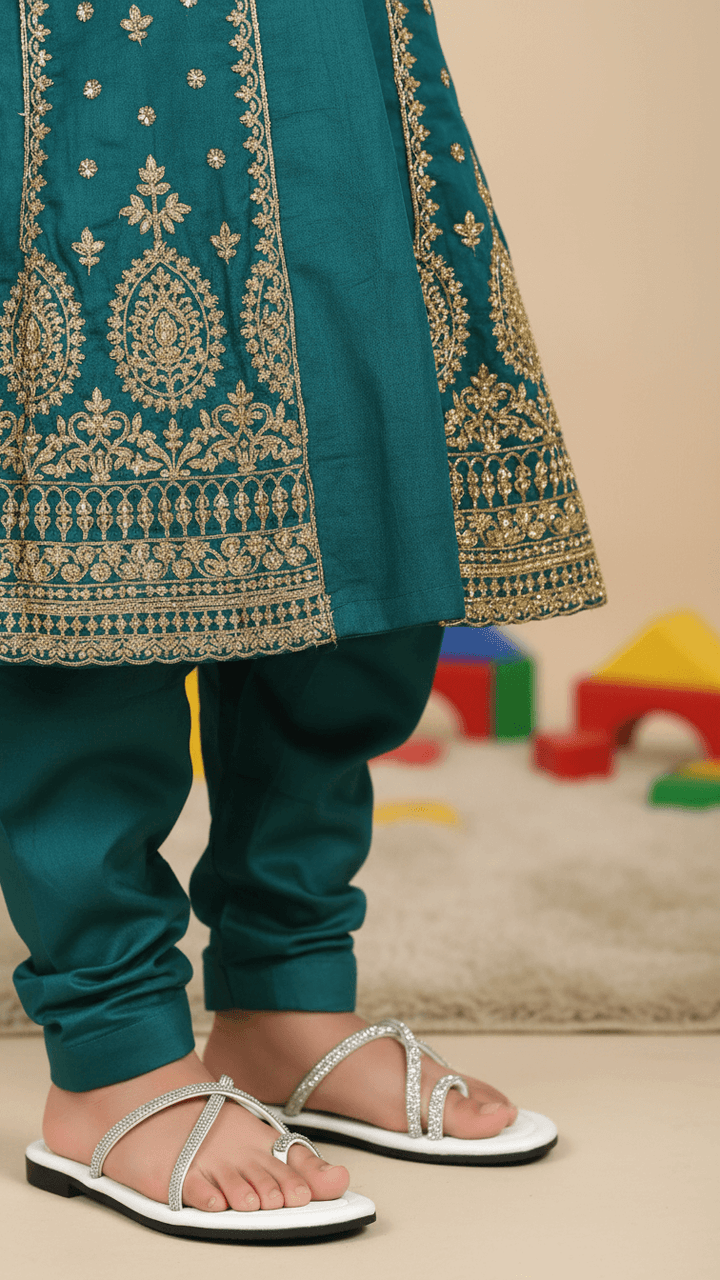 Girls White Casual Slipper KD5528