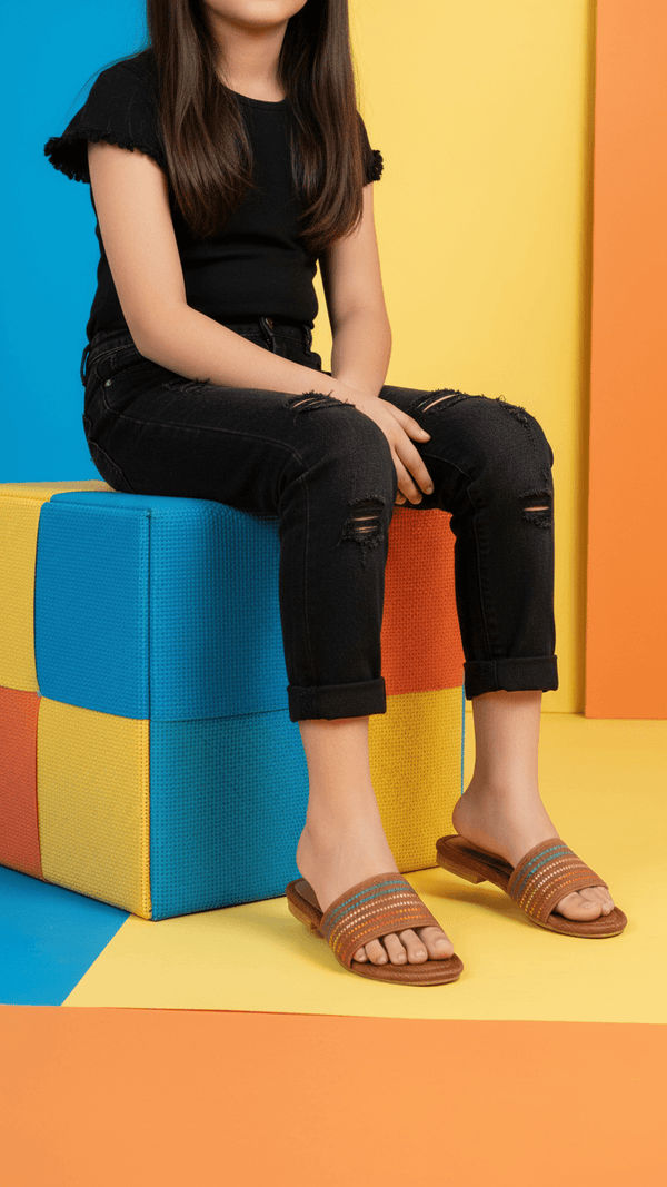 Girls Brown Casual Slipper KD5569