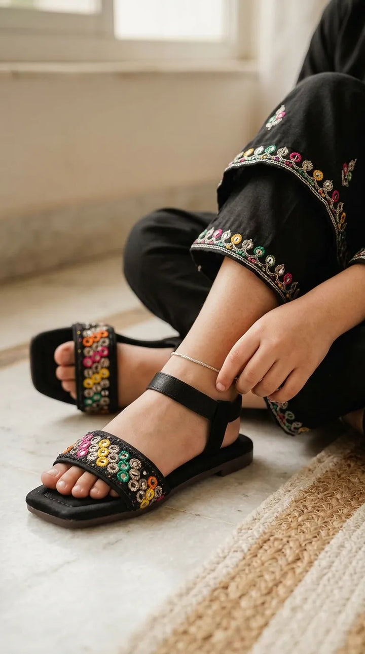 Girls Black Casual Sandal KD5873