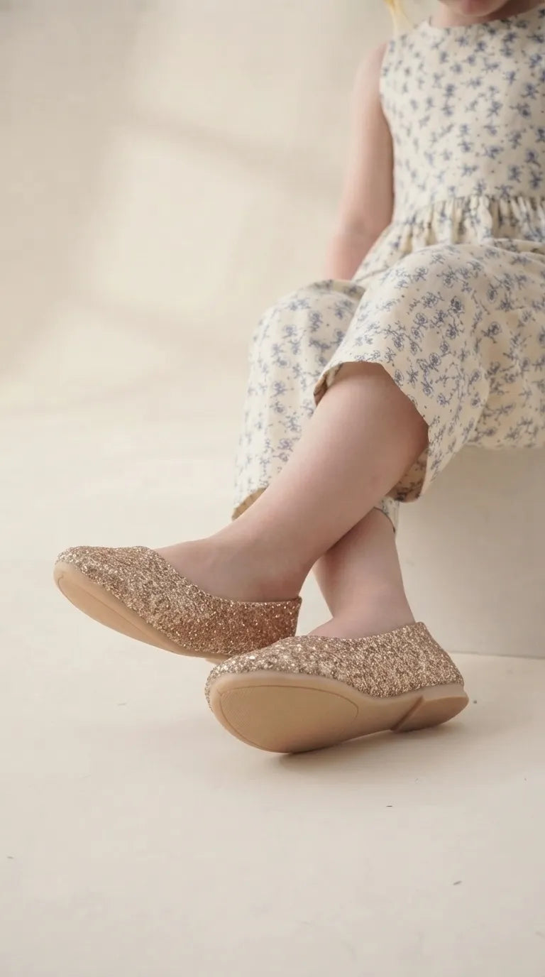 Girls Golden Fancy Pumps KD8267