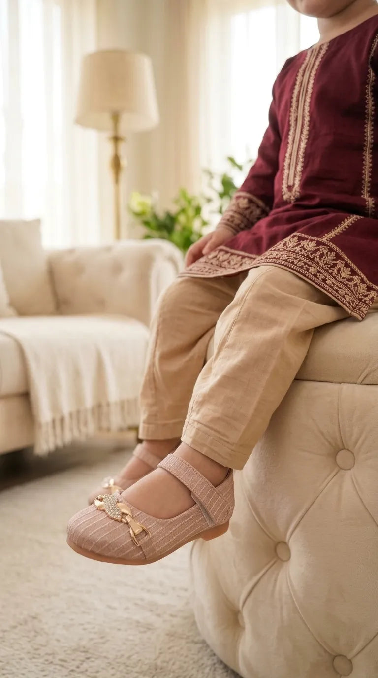 Girls Golden Fancy Pumps KD8278