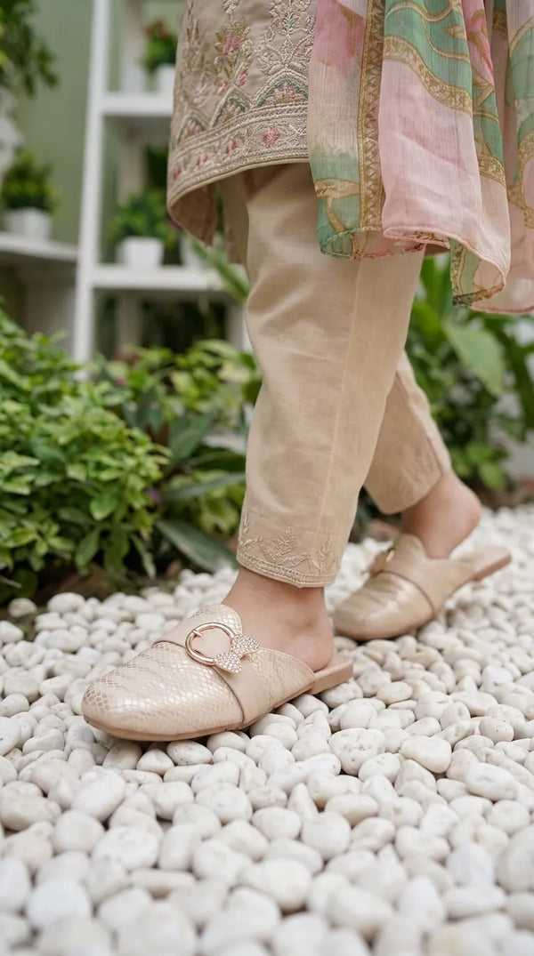 Girls Golden Formal Pumps KD8284