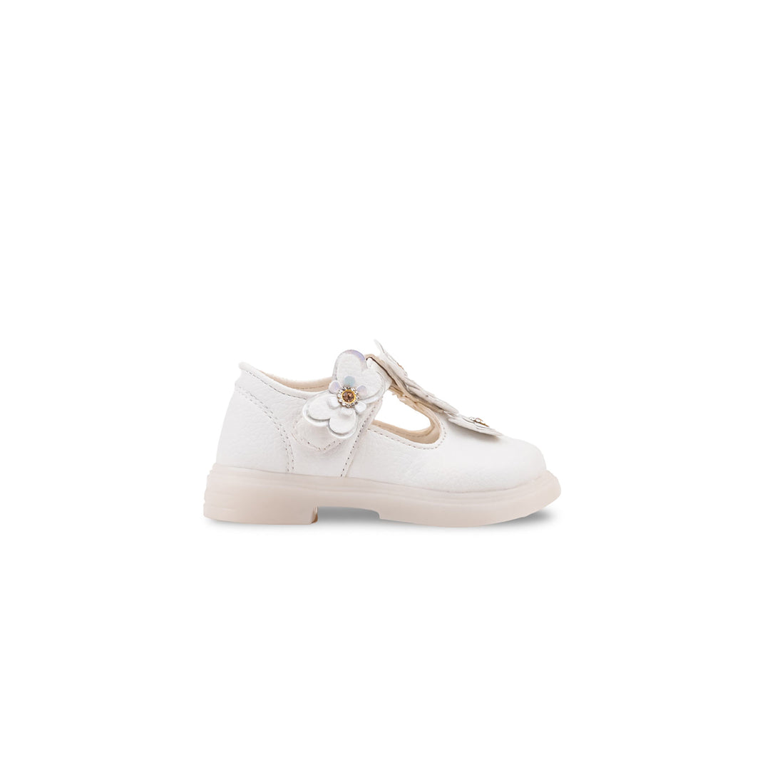 Girls White Formal Pumps KD8291