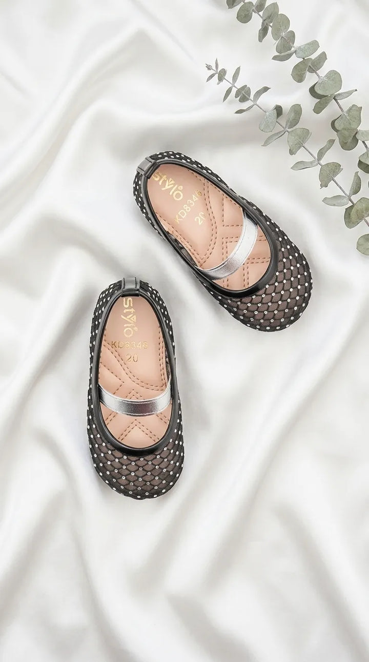 Girls Black Fancy Pumps KD8346