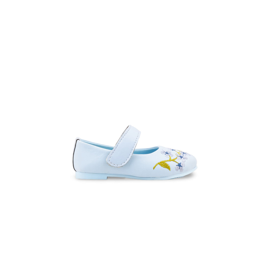 Girls Sky Blue Casual Pumps KD8368