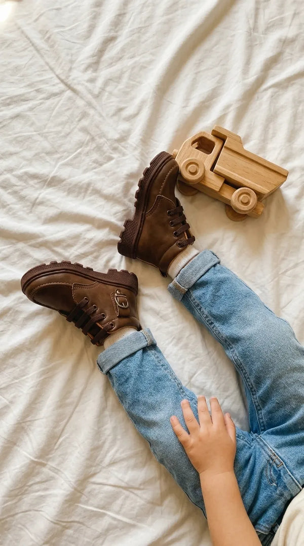 Boys Brown Formal Long Shoes KD8418
