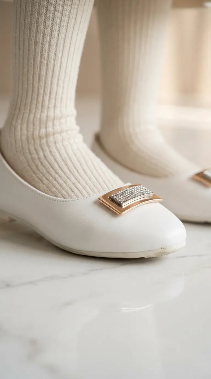 Girls White Formal Pumps KD8473