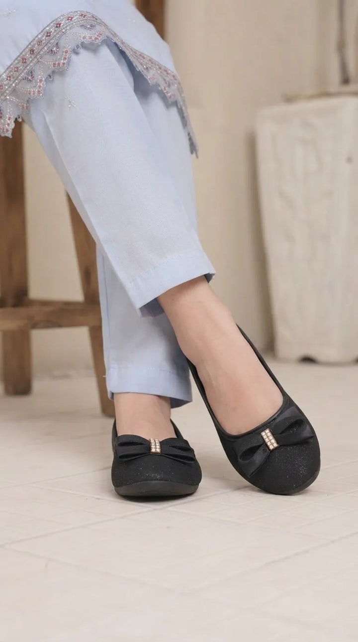 Girls Black Casual Pumps KD8554