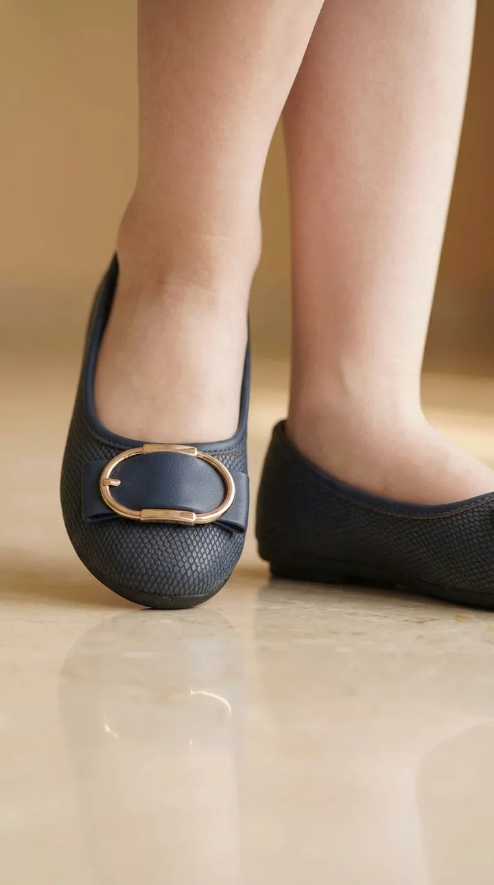 Girls Navy Casual Pumps KD8558