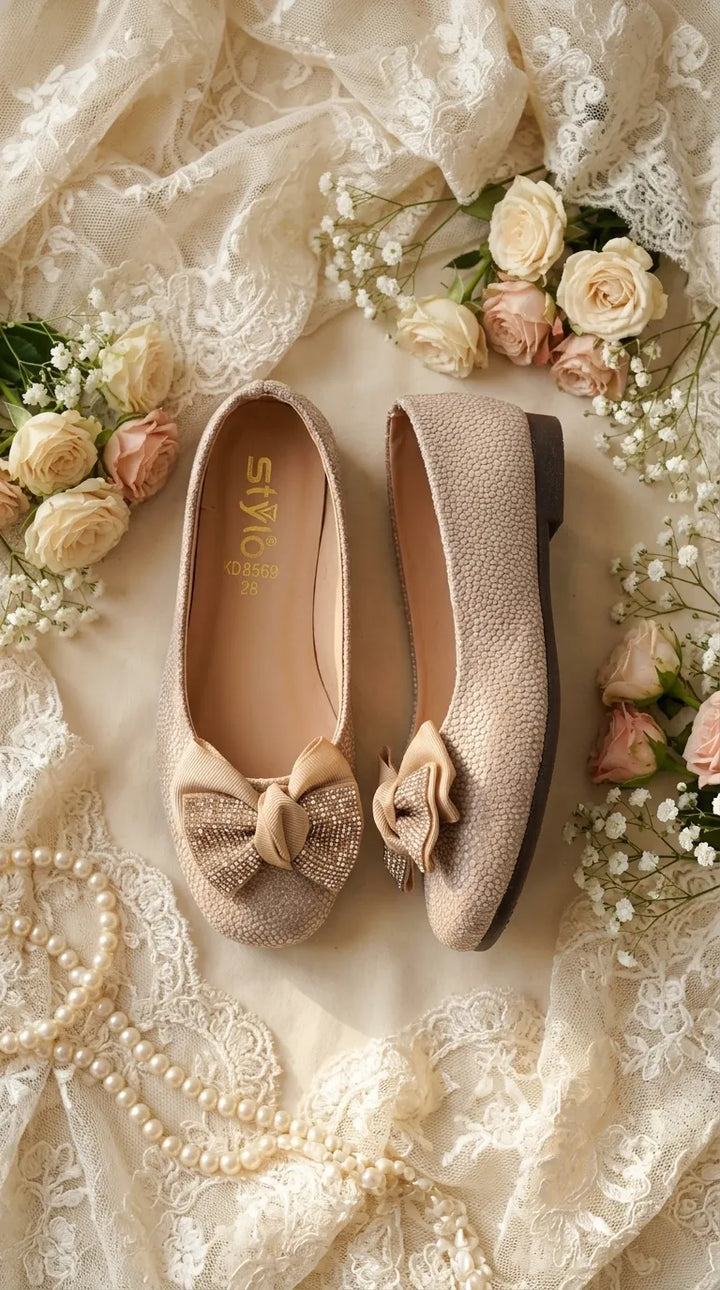 Girls Golden Fancy Pumps KD8569