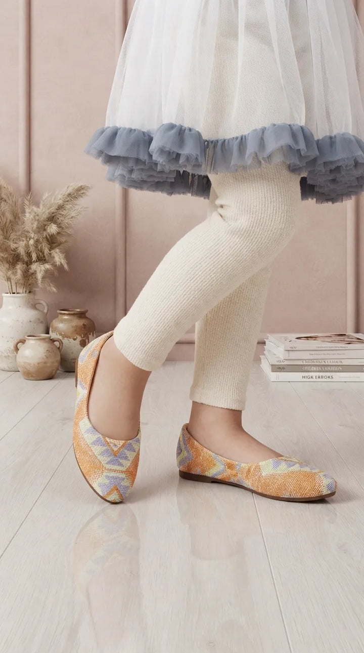 Girls Multy Casual Pumps KD8698