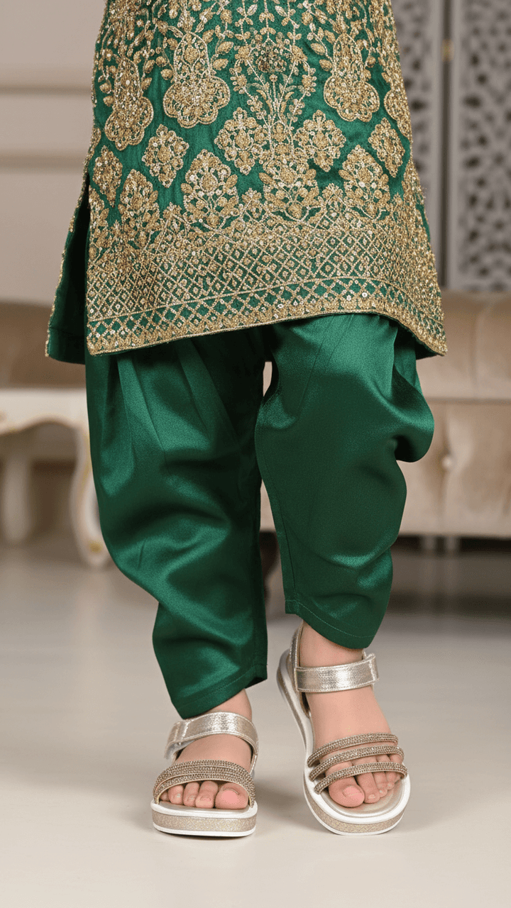 Girls Golden Fancy Sandal KD9840