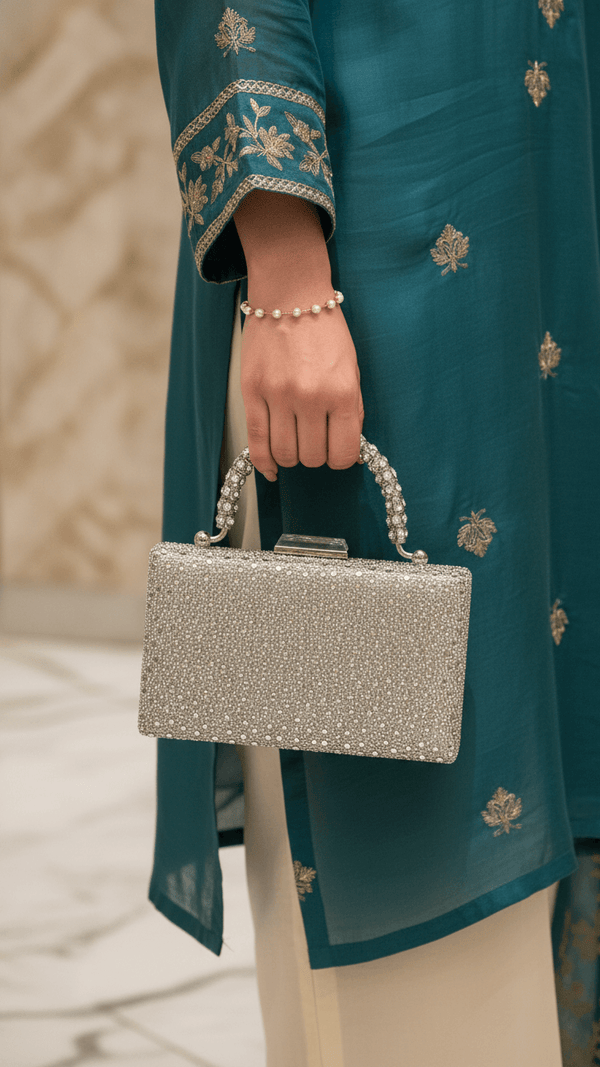 Silver Bridal Clutch P24342