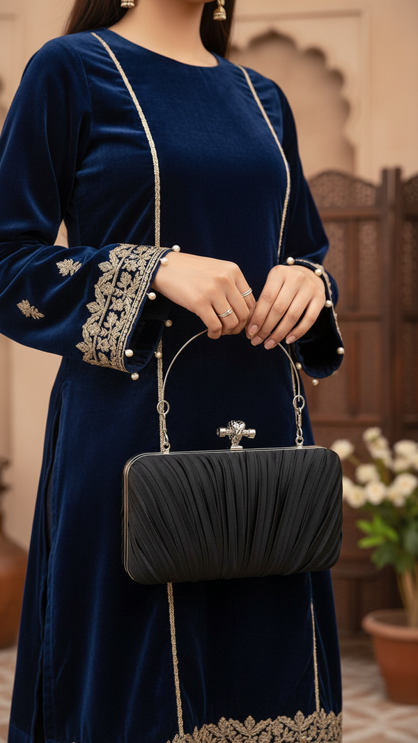 Black Formal Clutch P24438